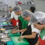 “Ratinho Jr. é Robin Hood às avessas, mais impostos aos pobres, e privilégios aos ricos”, compara deputado Arilson