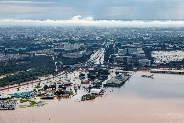 Sobrevoo em Canoas, na região metropolitana de Porto Alegre.  Foto: Ricardo Stuckert / PR