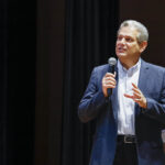 Moraes diz que democracia saberá se defender de inimigos 