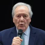 Ana Castela fala sobre vida amorosa em leilão do Instituto Neymar