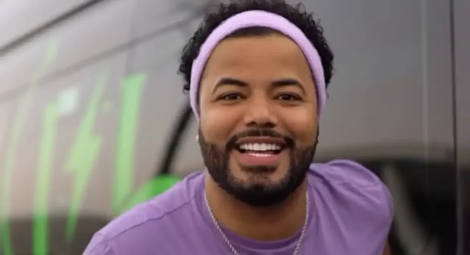 © hytalosantos/Instagram