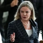 Moraes e Dino votam pela condenação de Bolsonaro