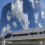 Fux vota para absolver Bolsonaro e condenar Cid e Braga Netto