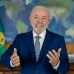 Ônibus da TCCC sofre depredação durante festa do título do Flamengo em Maringá