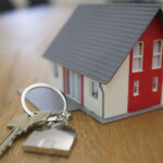 Oruam está foragido após 66 violações à tornozeleira eletrônica