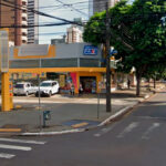 Anne Hathaway pede fim de magreza extrema em sequência de clássico